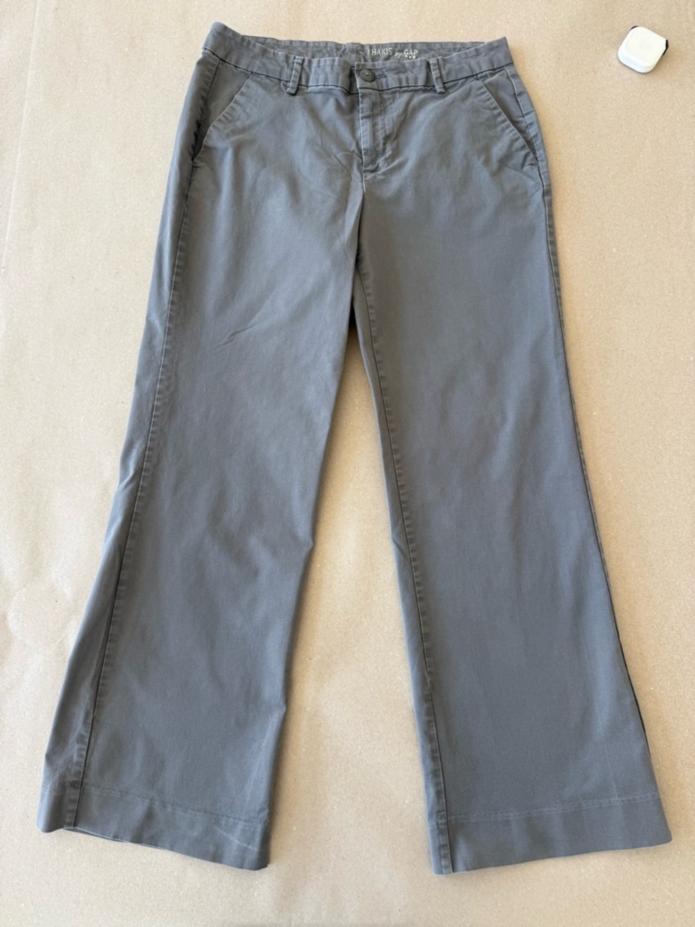 Gap — Gray Wide-Leg Chino Pants — Size 8S